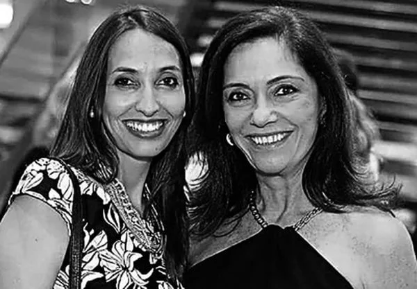 BETH KALACHE I LIA DINALLO Arquitetura & Interiores