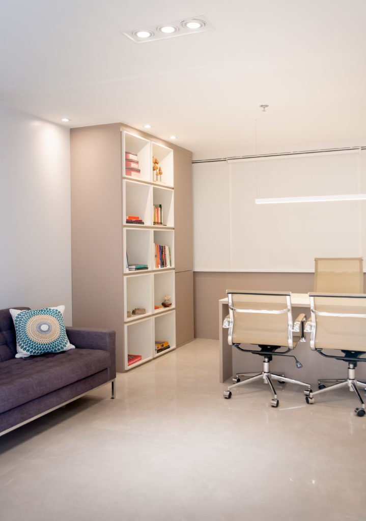 Consultório por Claudia Frota Arquitetura (1)