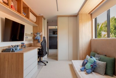 Casa Mar by Lucas Milato & Renata Miceli